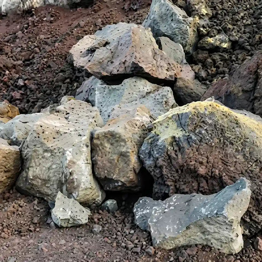 Landscape boulders in assorted sizes at the Big Island quarry